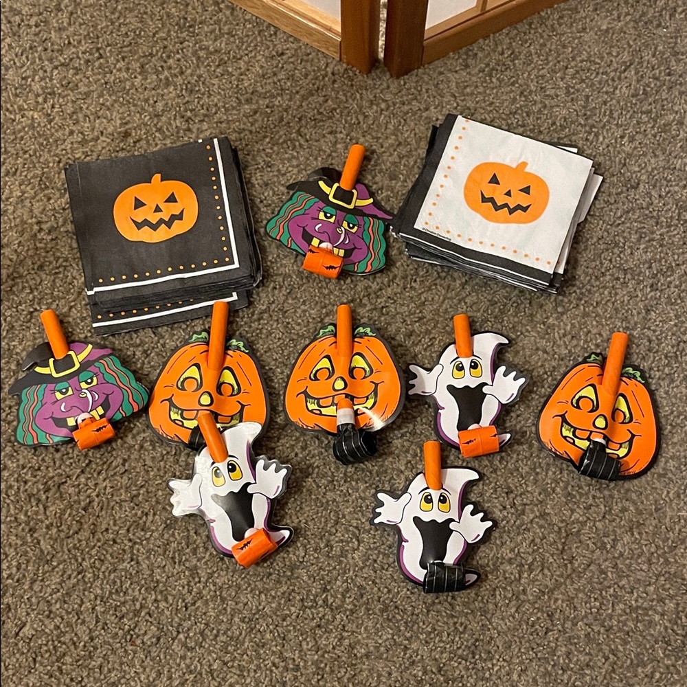 Vintage 90’s Halloween Party Napkins and Blowers Set
